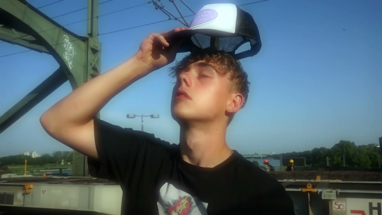 YUNGXBEVN - ATMEN (OFFICIAL VIDEO)