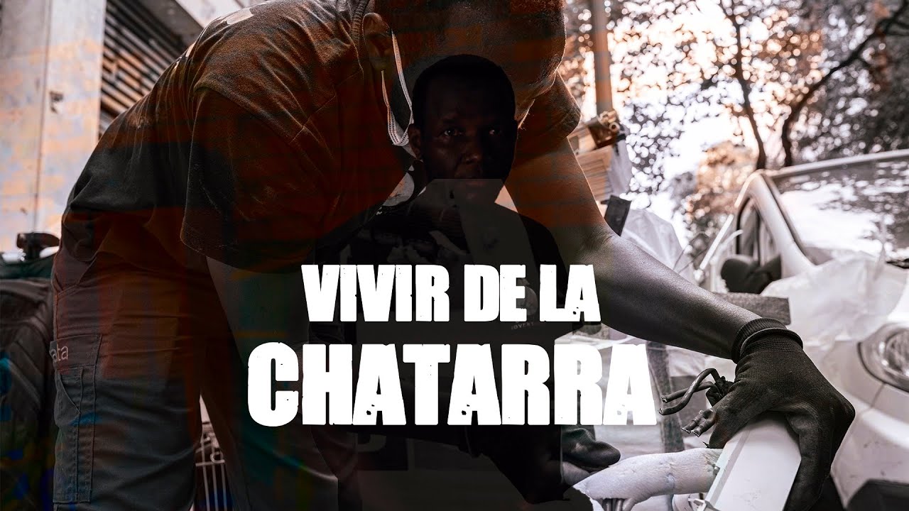 Paso un día con un CHATARRERO en Barcelona. Así sobreviven miles de personas en España.