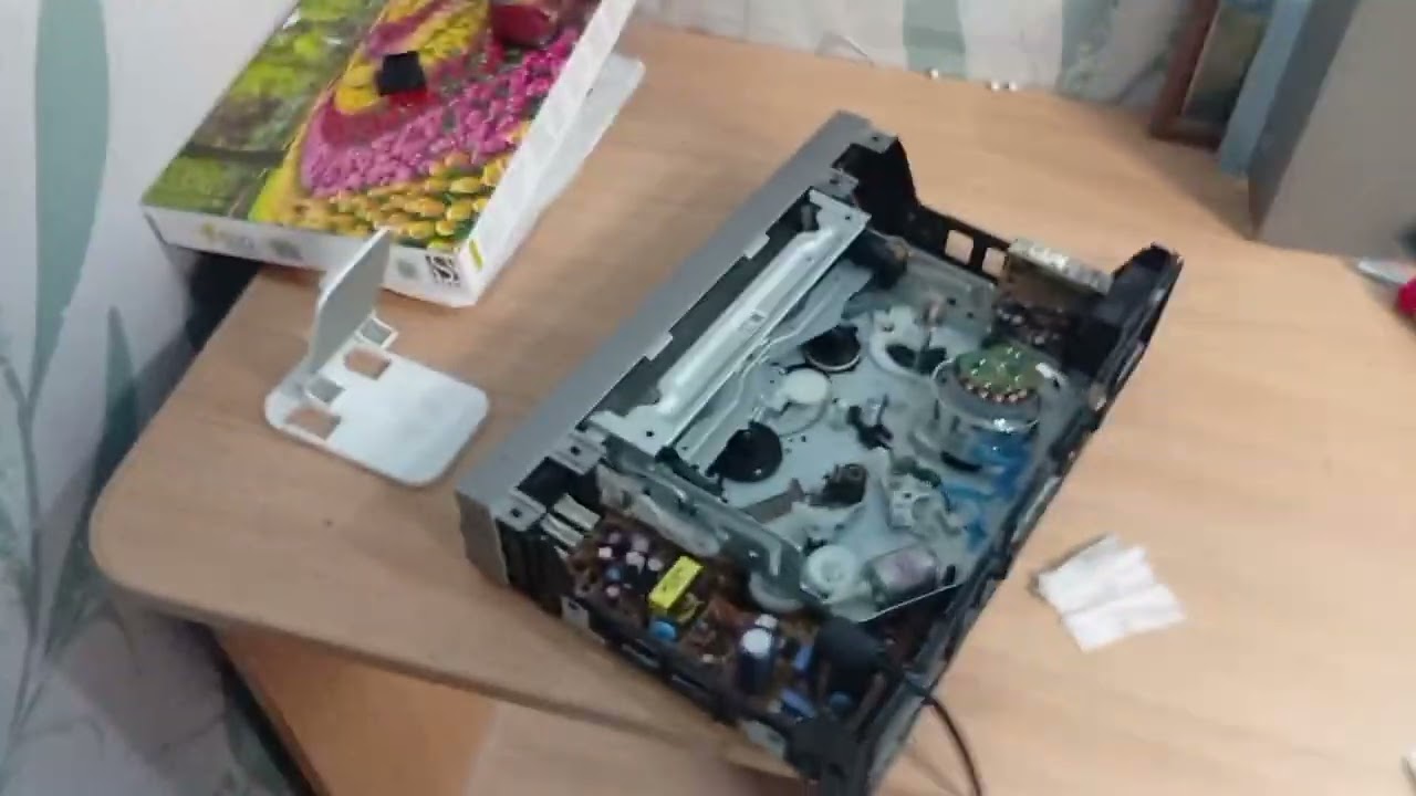 Как почистить видак видео скучное! 