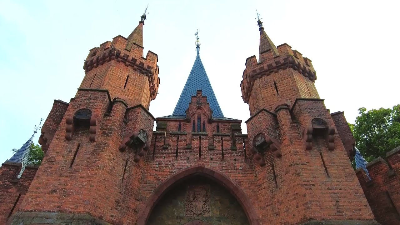 Letní tip na výlet - Hradec nad Moravicí - Červený a Bílý zámek, Žimrovická skála