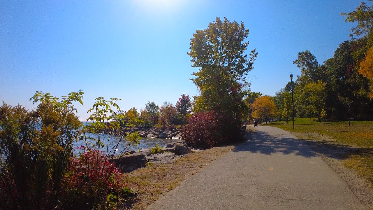 [4K] Mississauga Waterfront Trail - Jack Darling Memorial Park