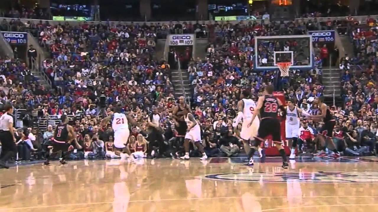 Derrick Rose Highlights vs Sixers (3.4.12) [HD]
