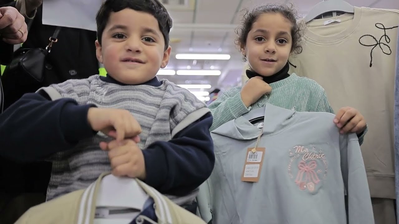 Hadiah Baju Raya di Tebing Barat, Palestin