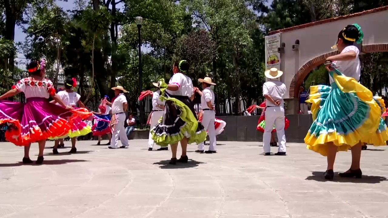 Ballet folklorico xochiquetzal San marqueña
