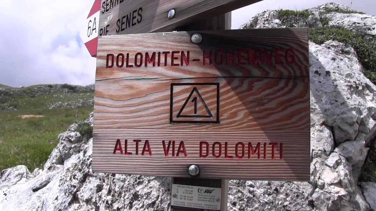 I RIFUGI DELL' ALPE DI SENNES