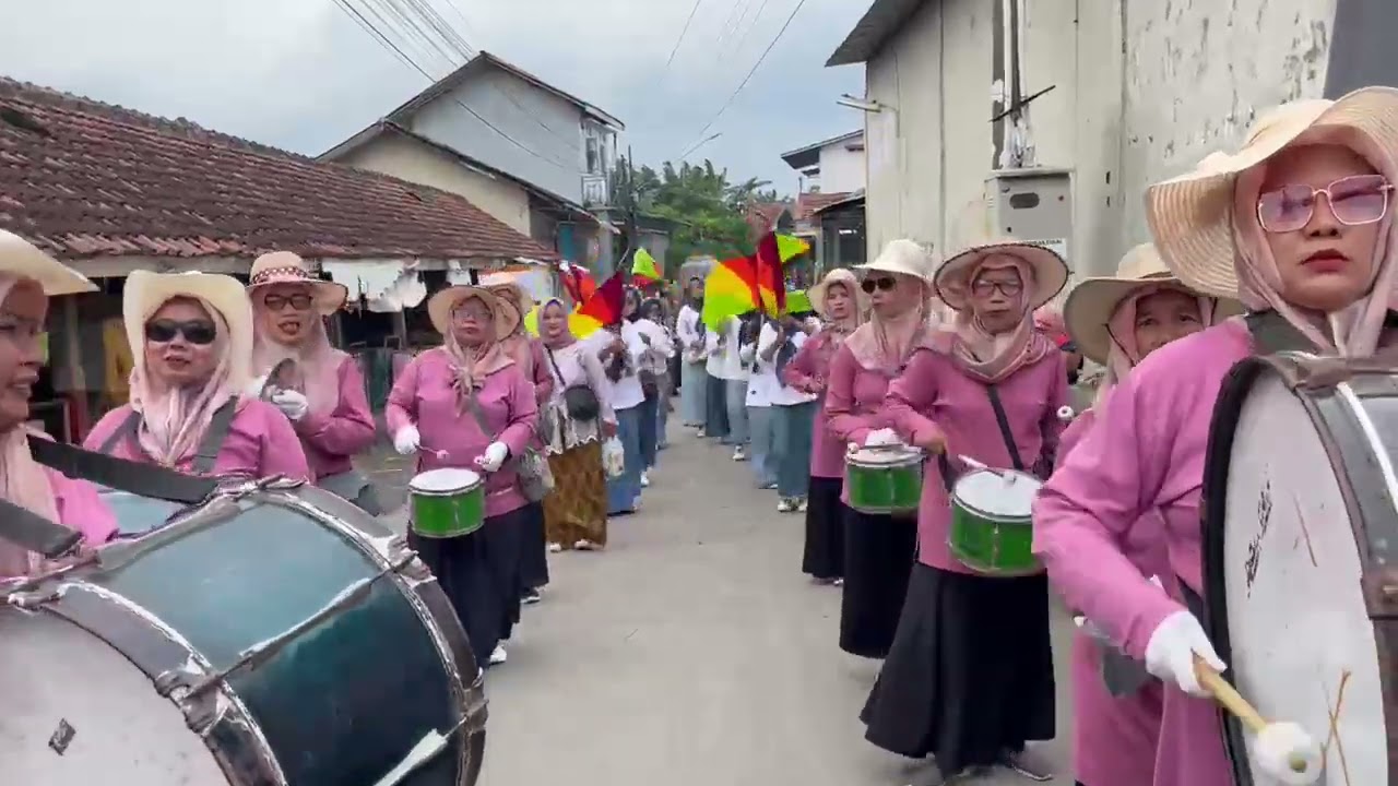 Mohabbatein cover by Drumband TPQ Khoerul Huda Karang Cegak