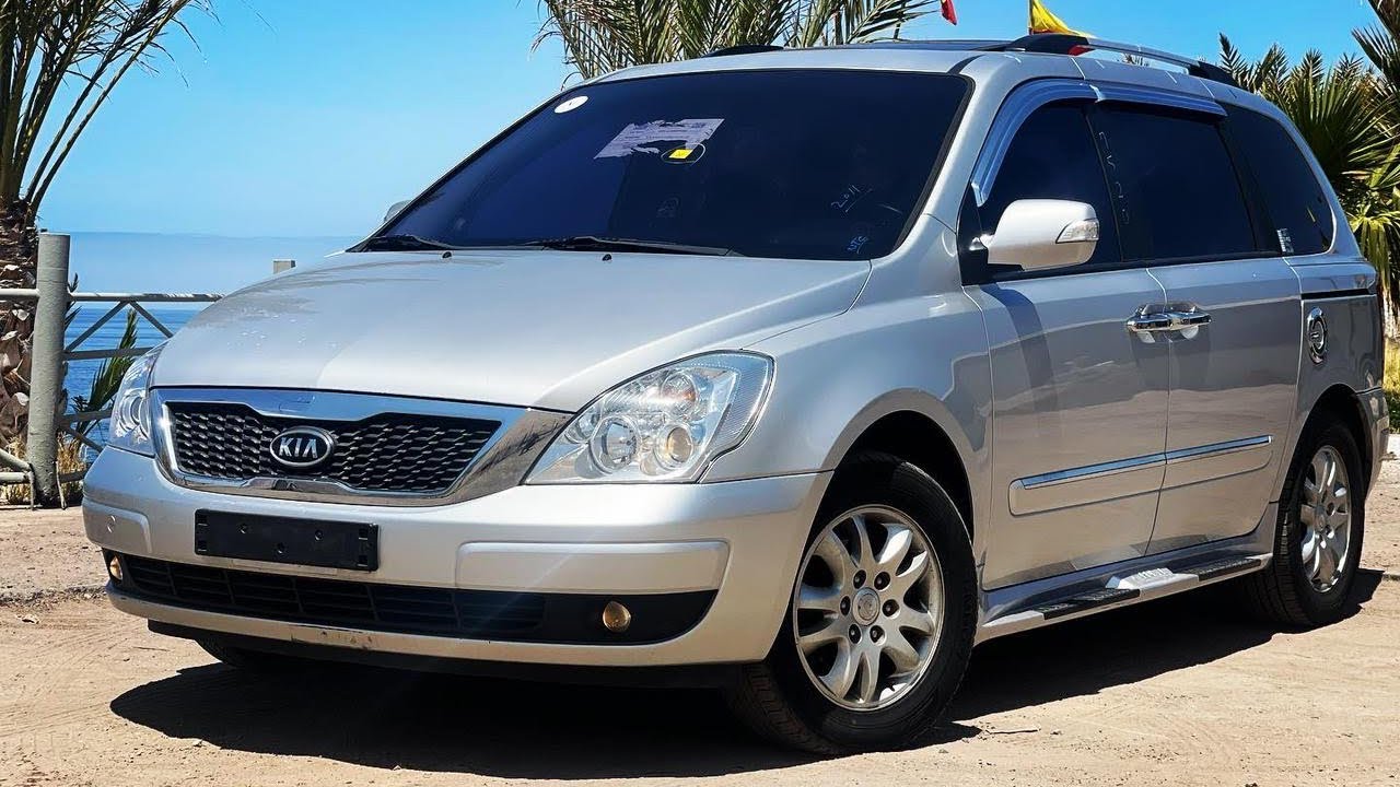 KIA CARNIVAL 2011 @autoskashiquique-mkrmotorsltda