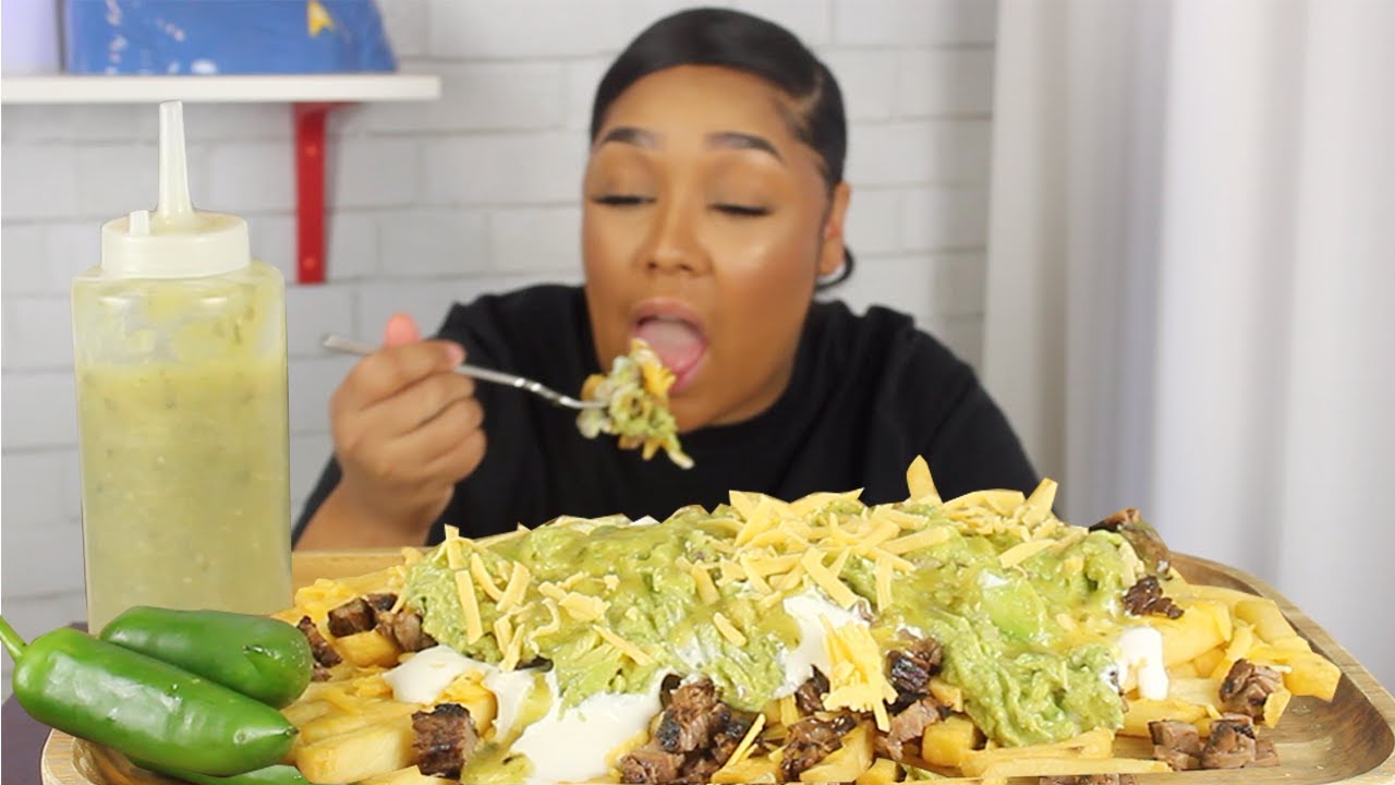 THE BEST CARNE ASADA FRIES RECIPE |  COOKBANG + MUKBANG