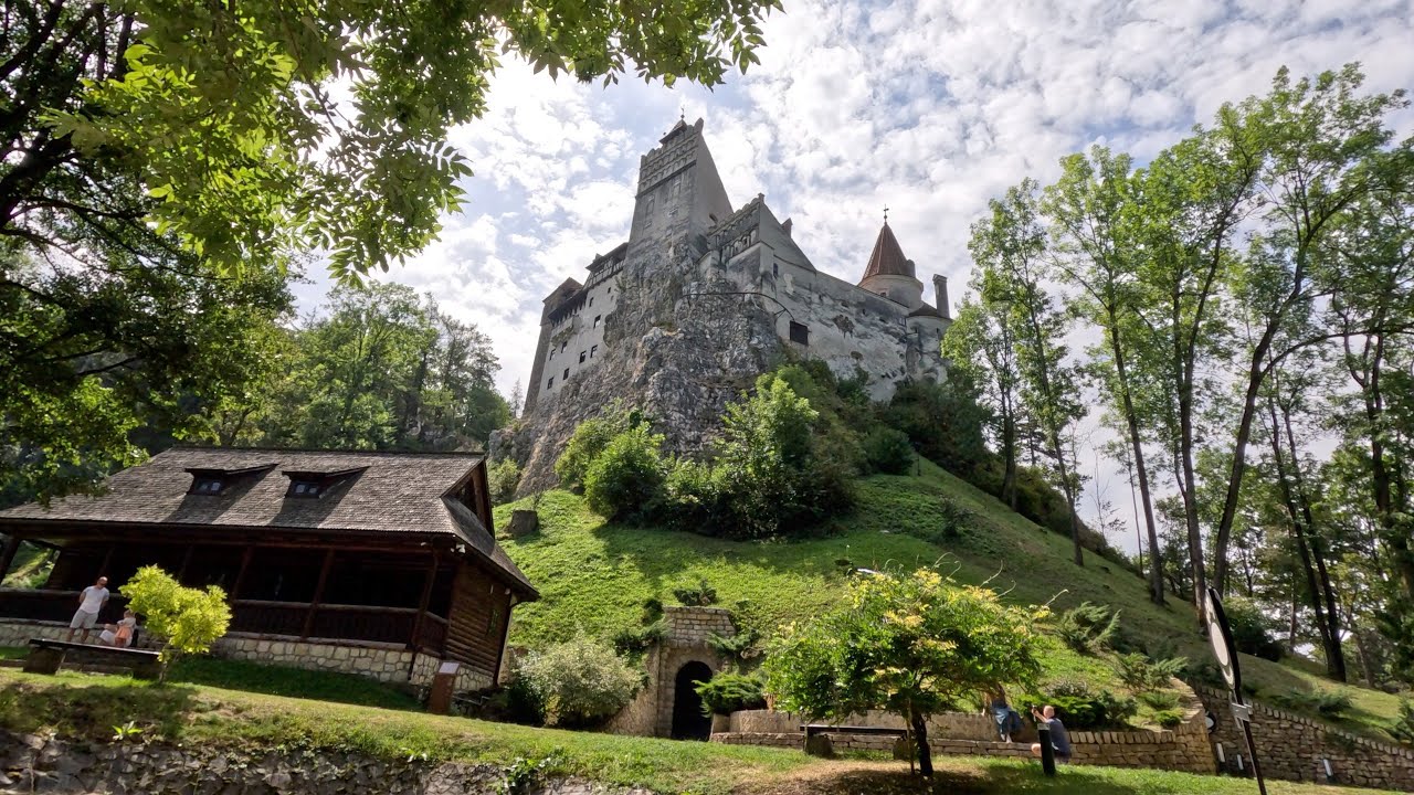 Transylvania Trip: Bran (Dracula) Castle and Brassó
