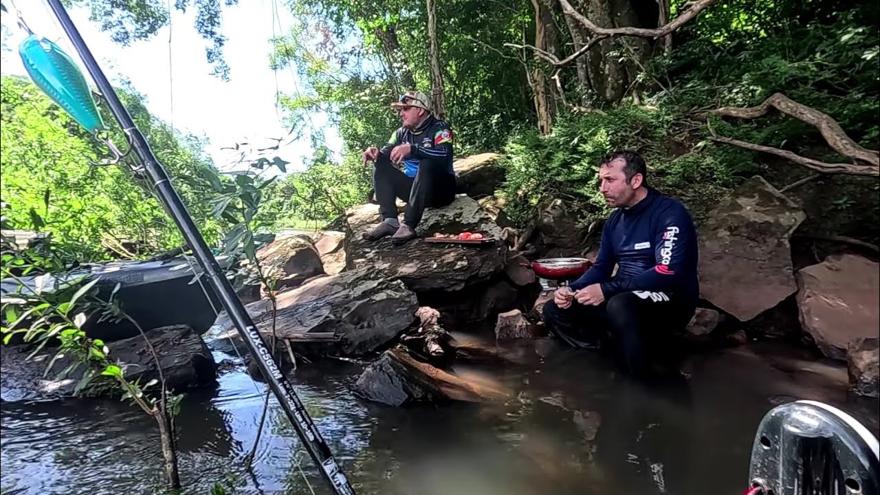 AVENTURA DE CAIAQUE EM BUSCA DAS TRAÍRA TORNASOL!!#traíra #rio