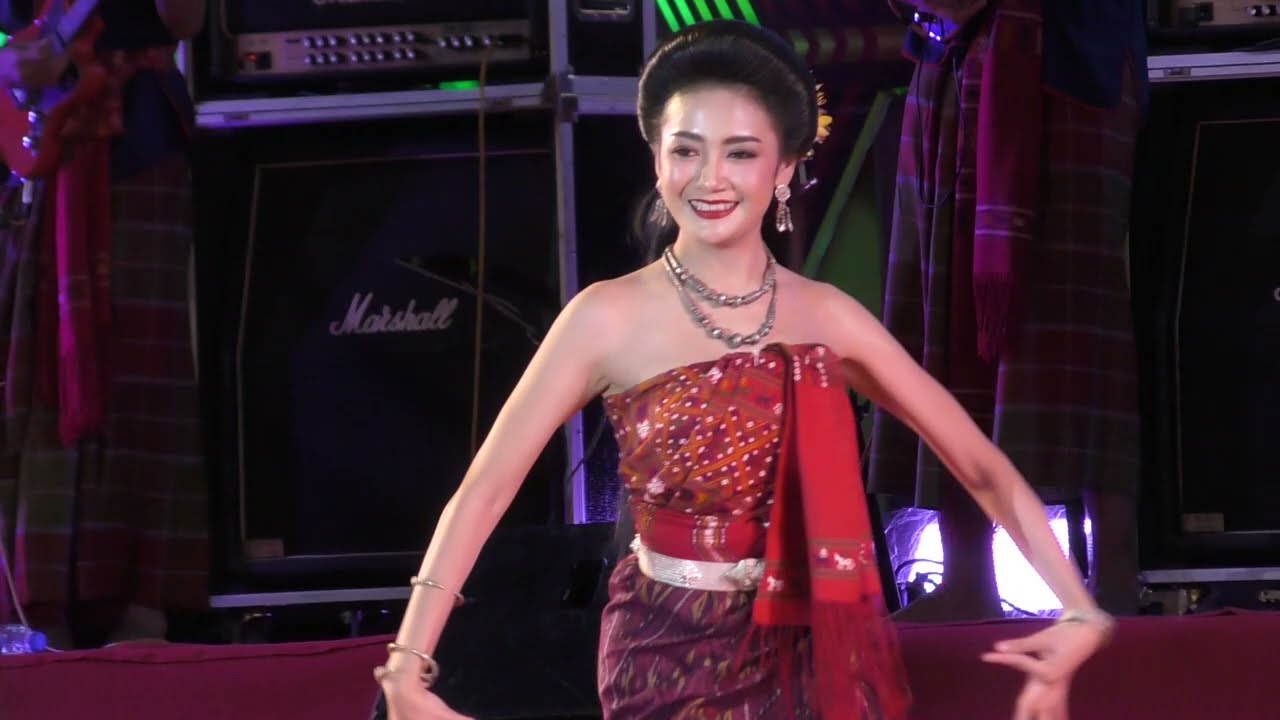 เปิดวงส่งนางไห #วงโปงลางอีสานหนุ่มปริญญา สาวมหา'ลัย