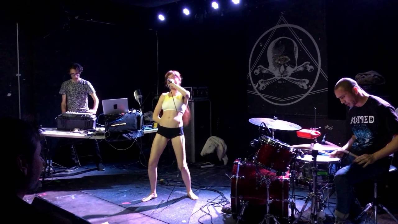 Kill Alters at Saint Vitus in Brooklyn 12/7/2016