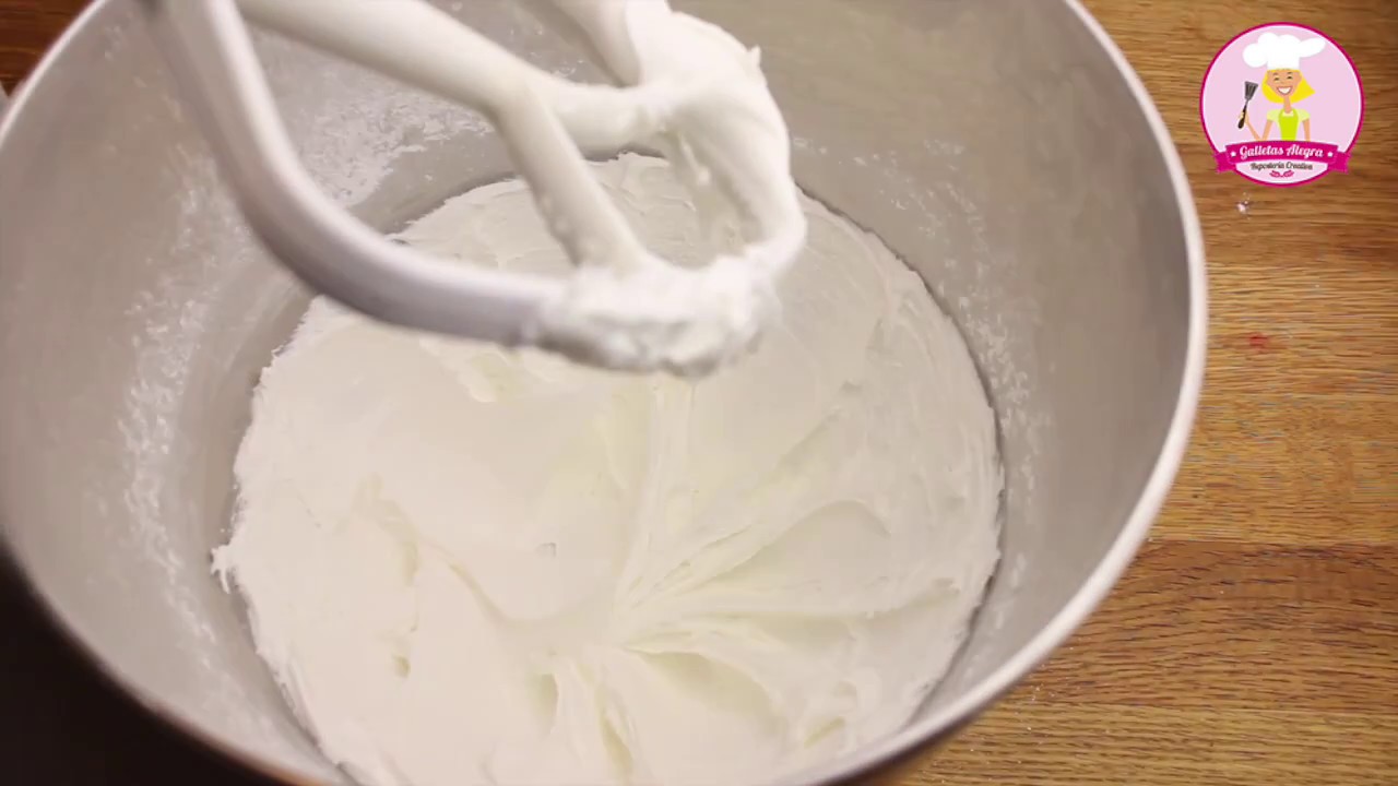 COMO HACER GLASA REAL O ROYAL ICING | GALLETAS ALEGRA