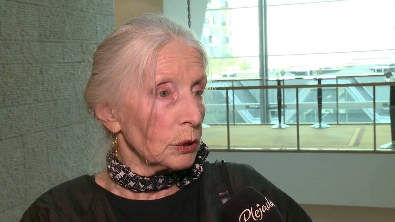 Helena Norowicz robi szpagat