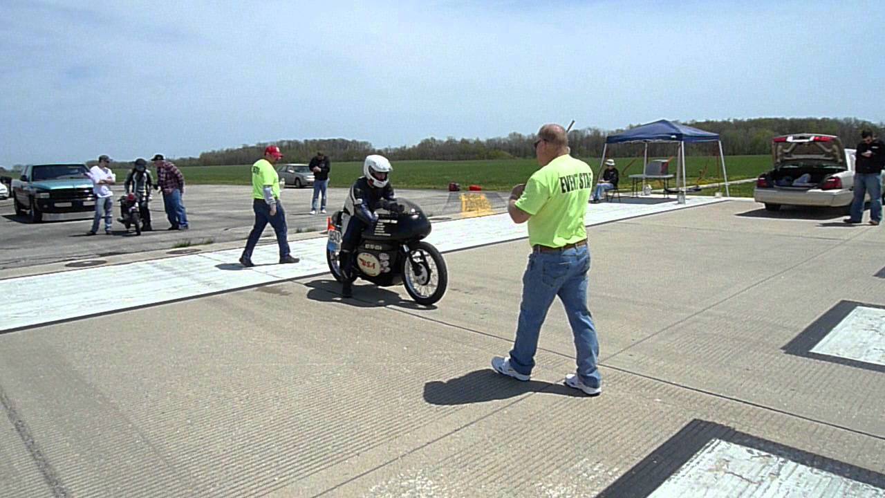 159mph record run with an a65 BSA at the Wilmington Mile, ECTA Land Speed Racing