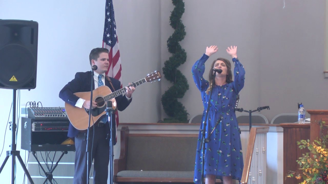 2018 11 11 Andrew & Mary Beth Jones  Behold the Throne of God Above