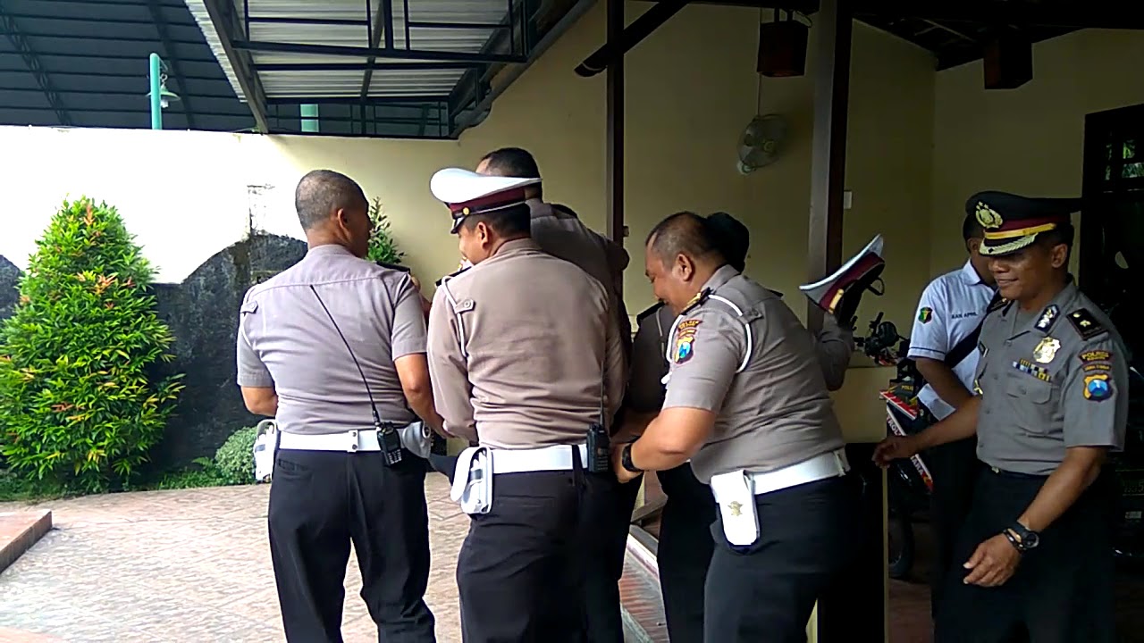 Diculik...! Kapolres Kediri dan Penggantinya Diceburkan Kolam