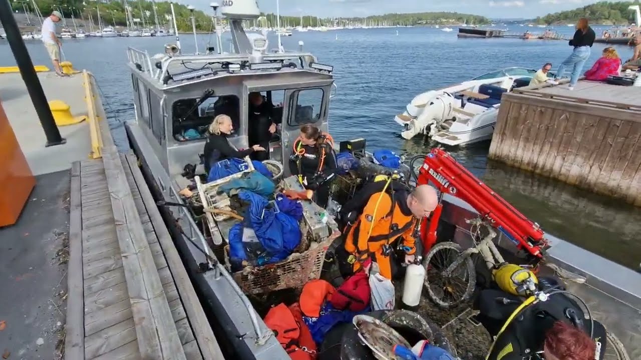 Vollen Dykkeklubb og Nortek rydder i Oslofjorden