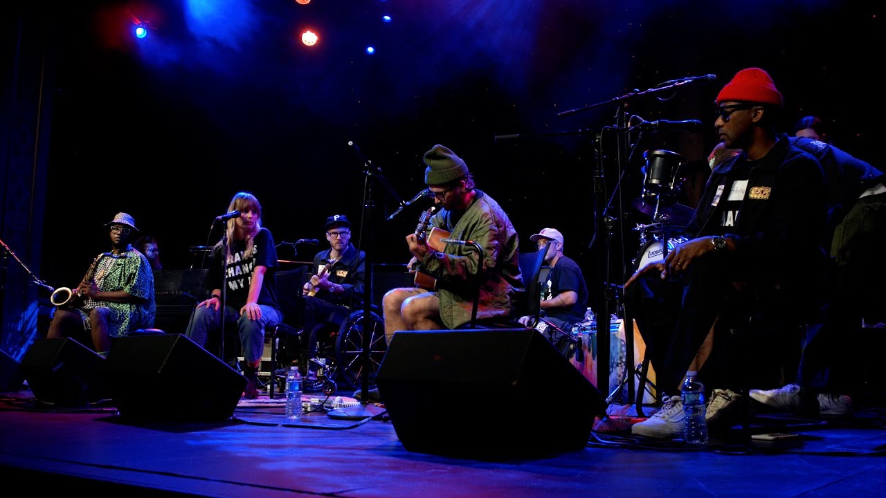 Portugal. The Man - Plastic Island (Live on KEXP)