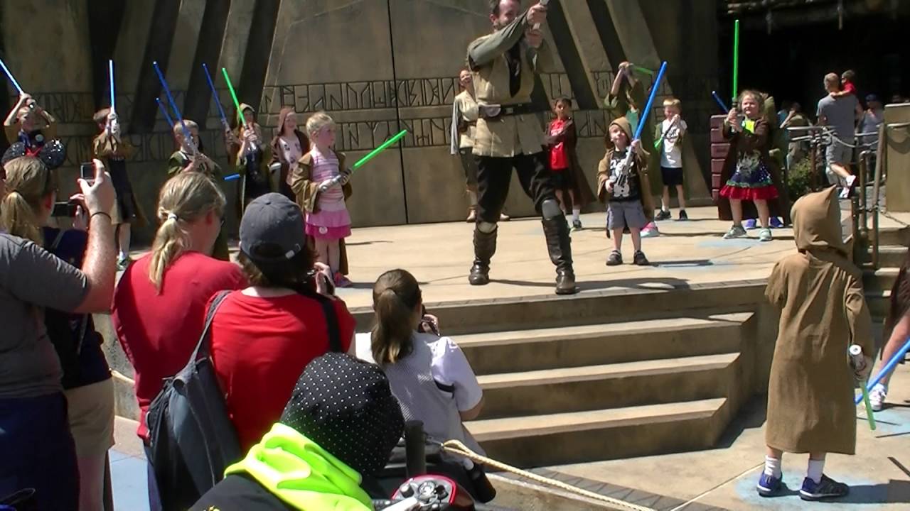 Star Wars Jedi Training Academy - 6.4.2016, 11:10a Show