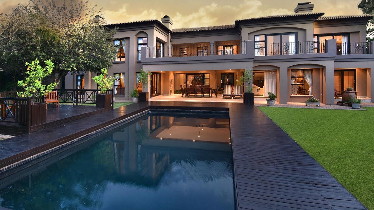 4 bedroom house for sale in Blue Hills | Pam Golding Properties