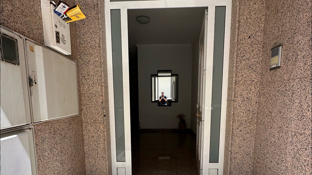 Una casa grande tipo edificio. 3 en 1. La casa más grande en venta en el centro de San Pedro
