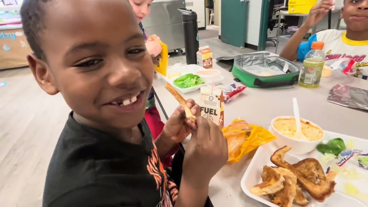 Fox Food Review- Soup Du Jour and Bone Chicken