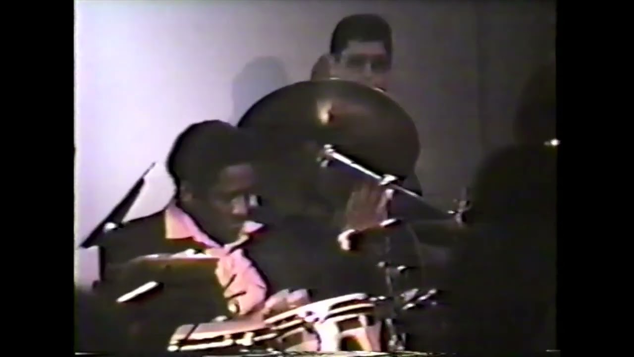 Mongo Santamaria Conga solo from Kimball's Jazz Club in San Francisco, 1988