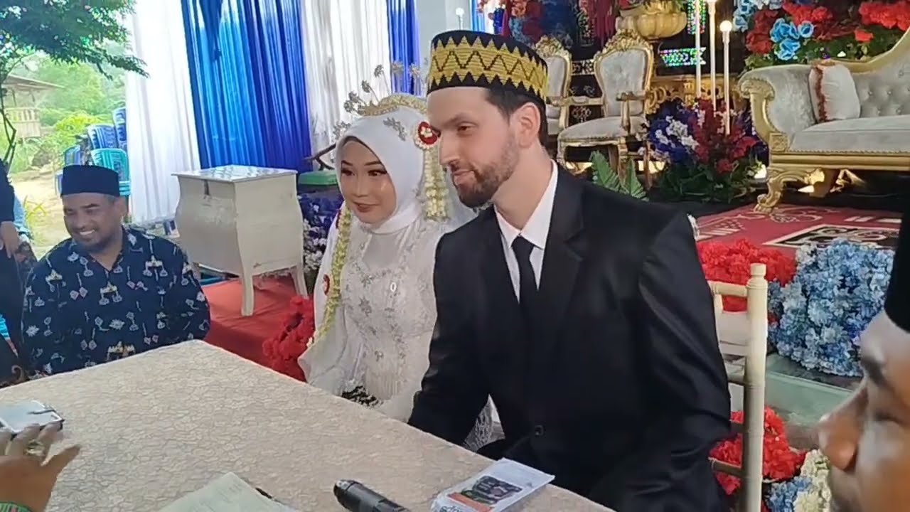 Gadis Desa di Lampung Dinikahi Bule Ganteng Amerika