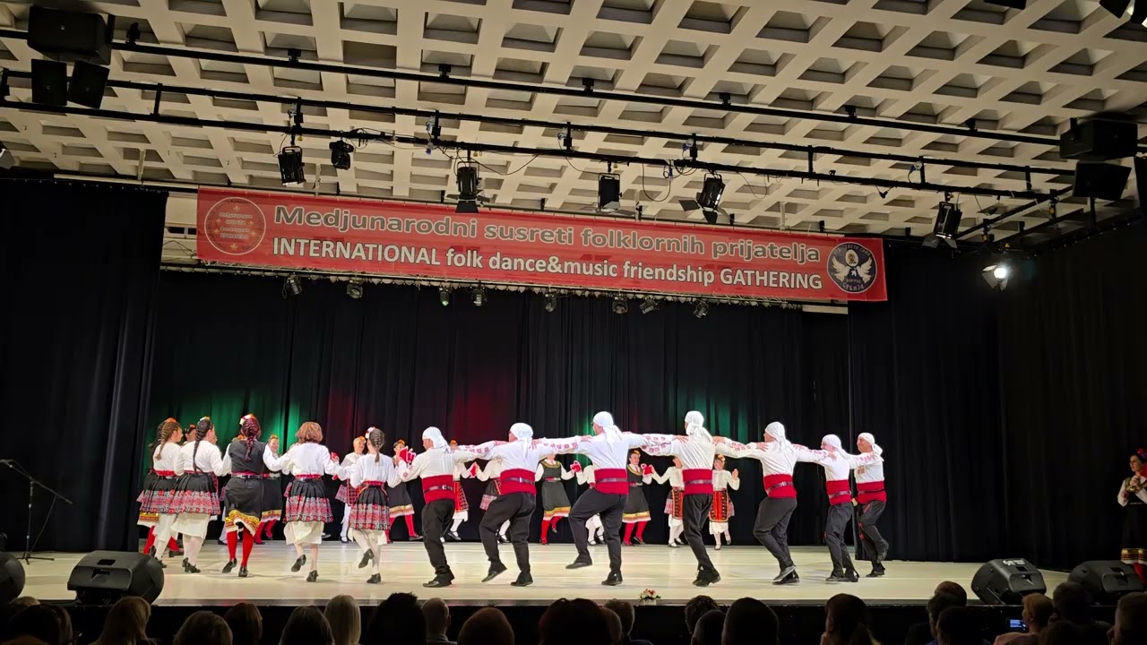 Момчиловско хоро