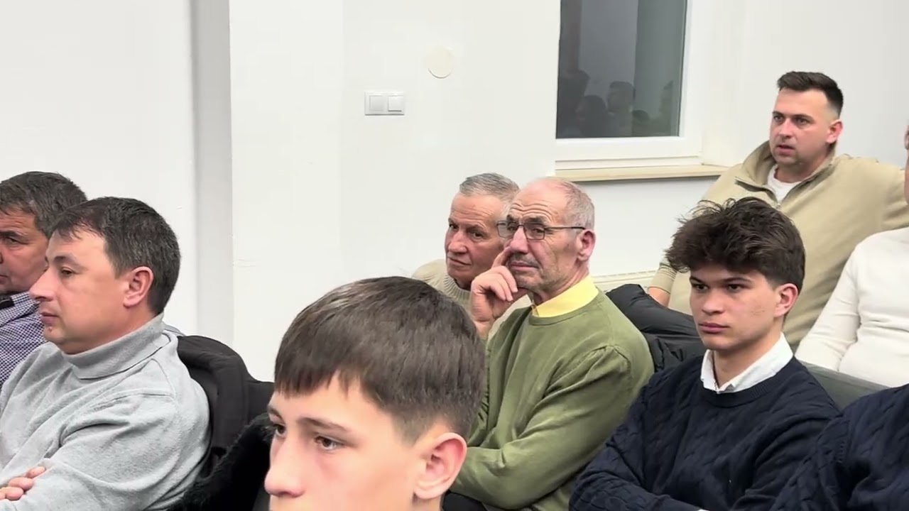 Se-aud pașii lui Isus ! Tinerii din Nepos!