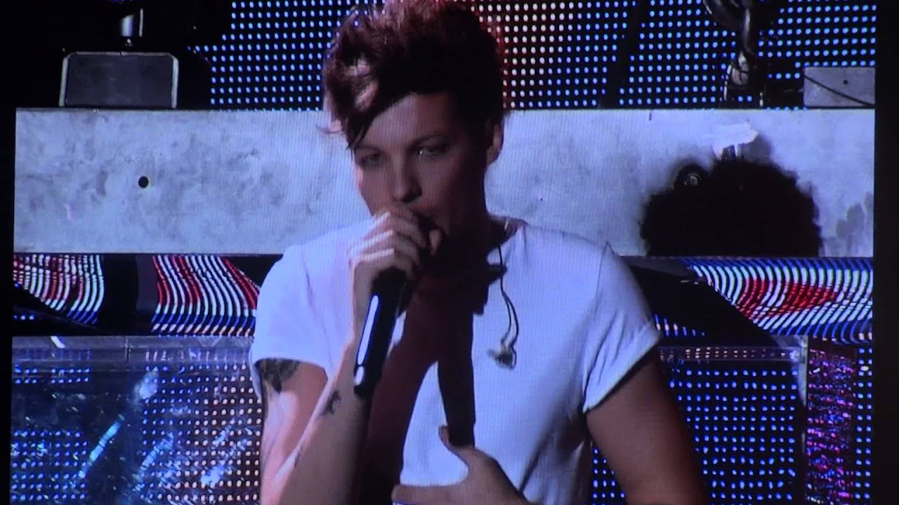 One Direction - Heart Attack @ Take Me Home Tour, Sportpaleis, Antwerp - FULL HD