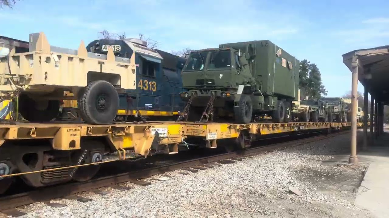 Csx #5291 leading and Csx #3034 trailing with Military equipment on the Abbeville sub on 3/8/25!