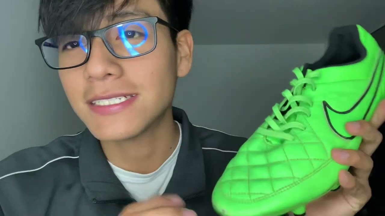 ASMR Tienda D3 B0tines De Fútbol ASMR Rolplay