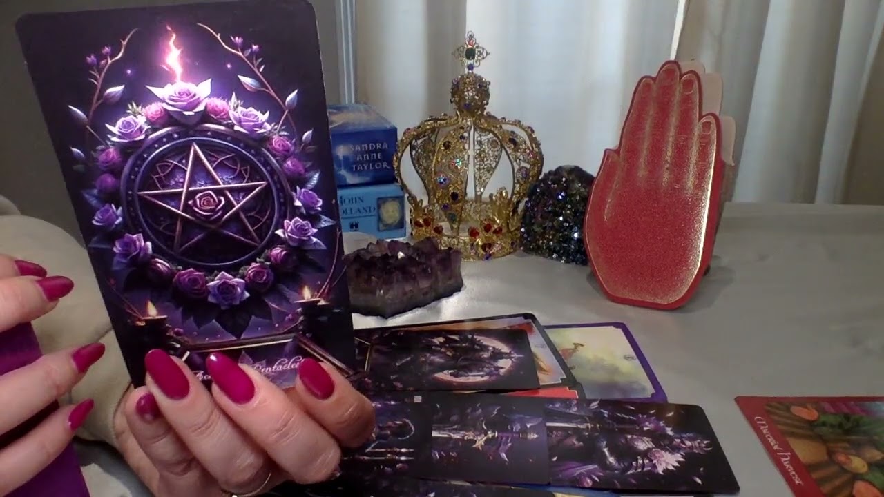 СКОРПИОН💜Этот исчезнувший возлюбленный испытывает к вам чувства глубже, чем вы думаете🫂Он скрывал...