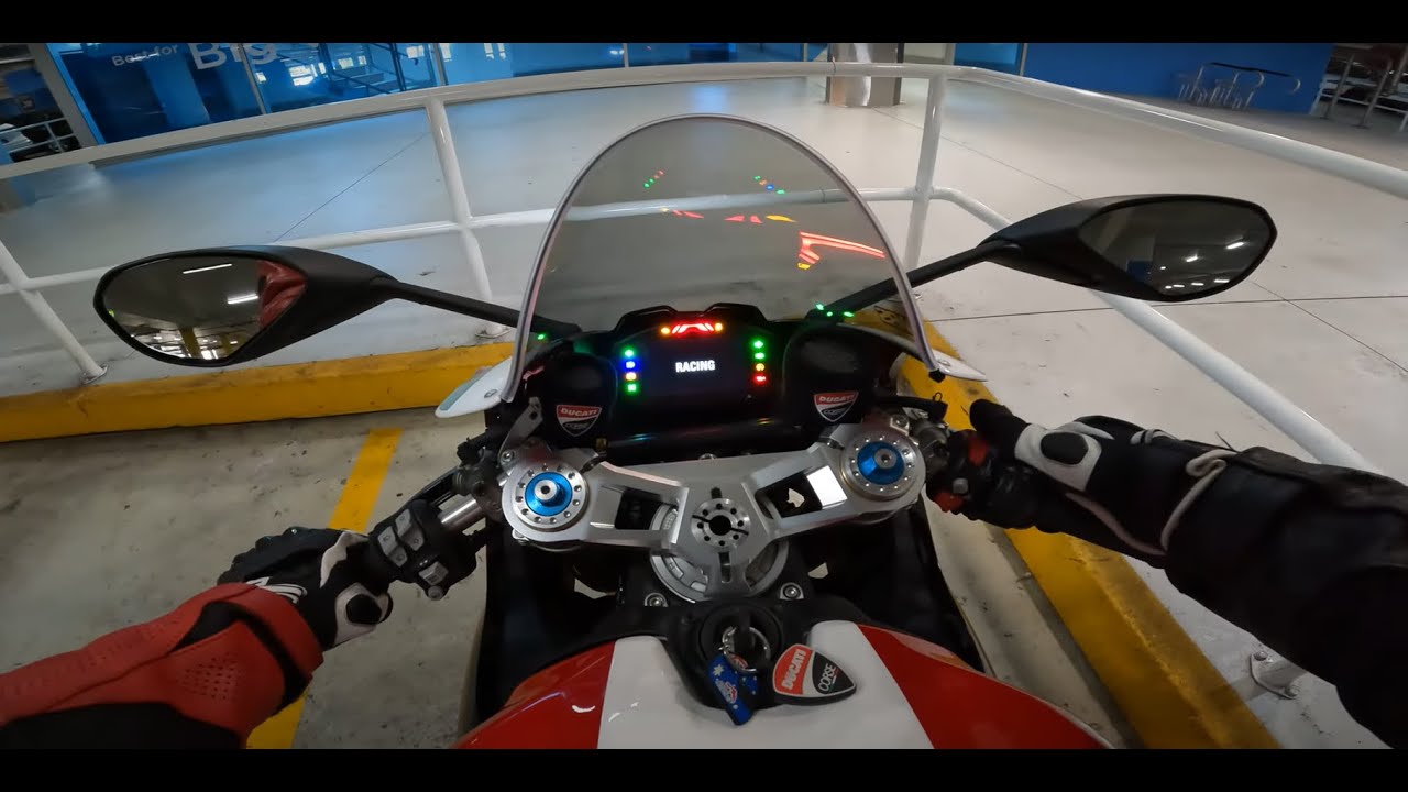 Ducati Panigale Bayliss V2 - having fun - life is good - 4K 60FPS