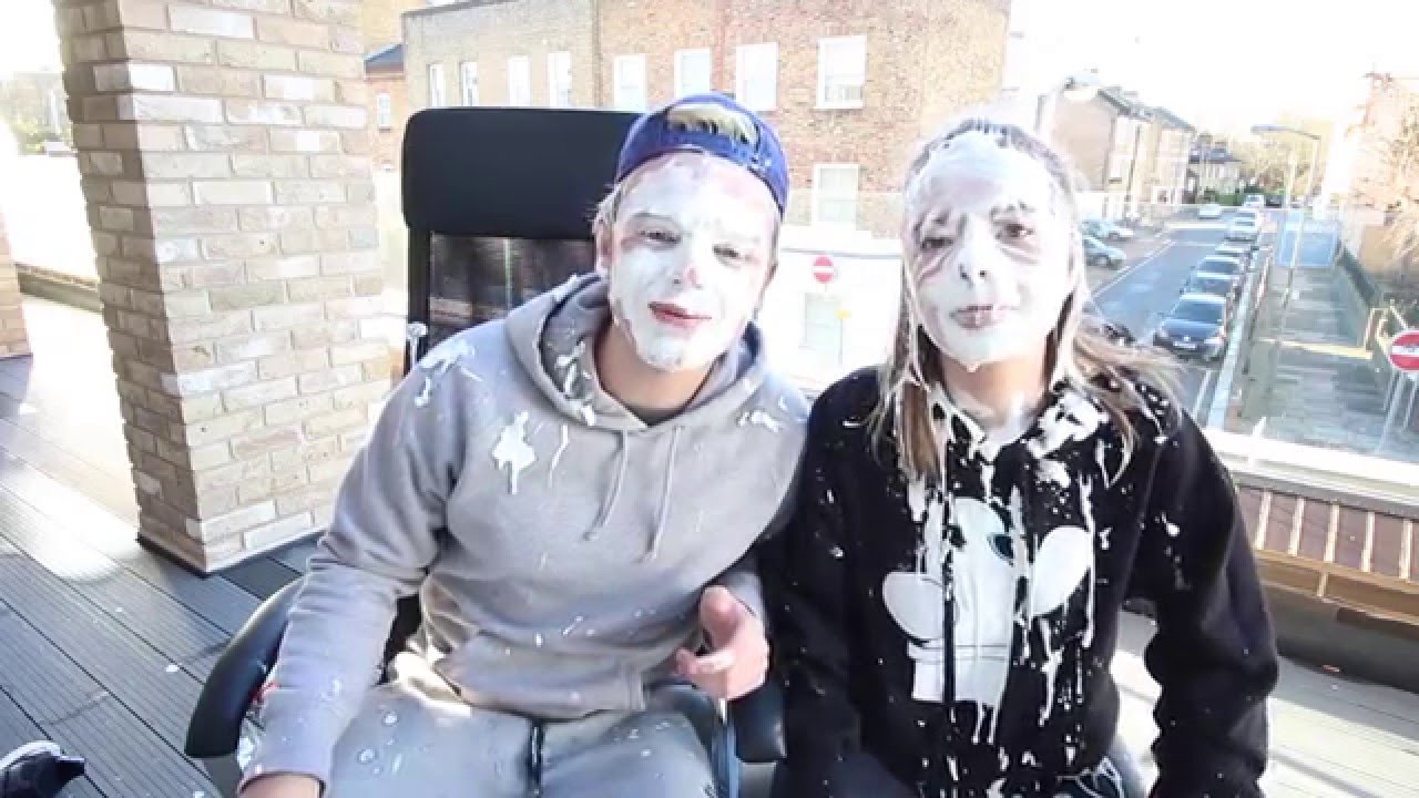 BROTHER VS SISTER | PIE FACE