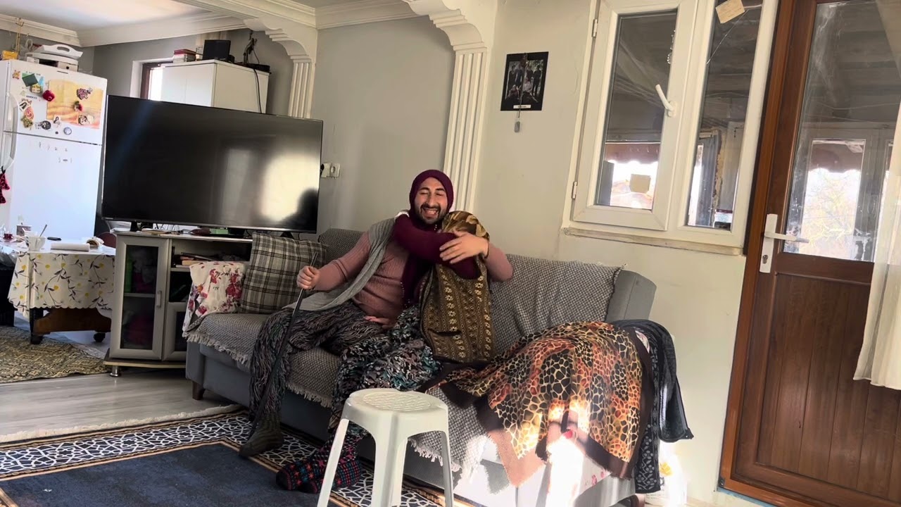 Şaziye gene iş başında 😀