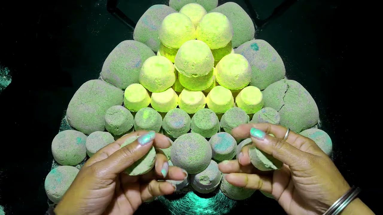 Green  and yellow ASMR