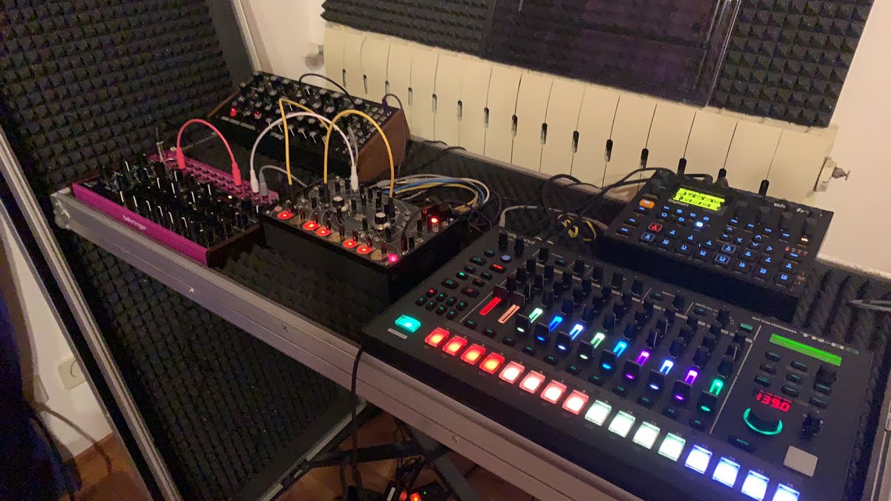 Alex Fain Live set Techno improv streaming