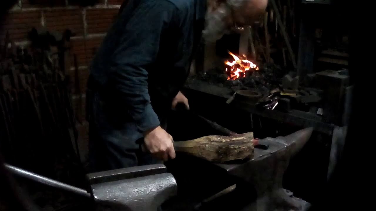 A Blacksmith's Dictionary, Twisting steel, 6 types of twisted bar, what to twist and how