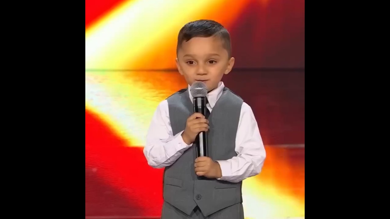 4 Year Old Kid Canada's Got Talent but it's awkward #shorts #canadasgottalent #memes