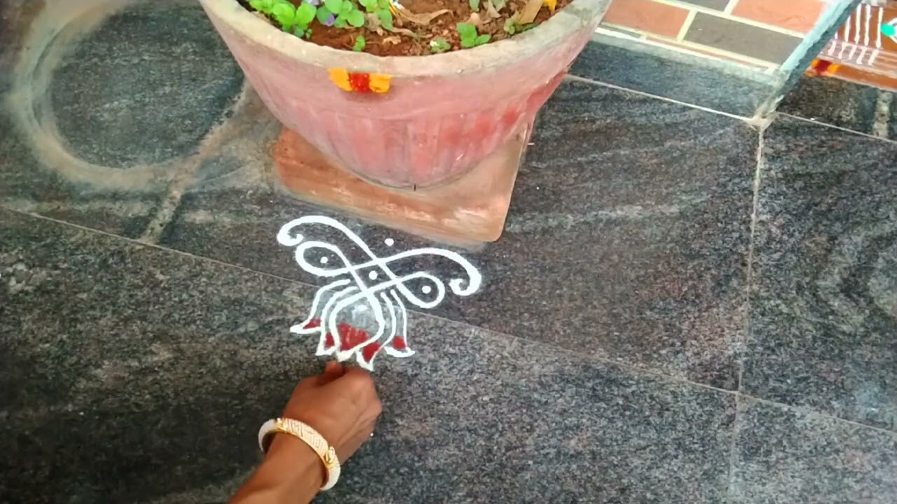 Simple rangoli for Tulsi pot/ Tulsi katte rangoli/ easy border rangoli