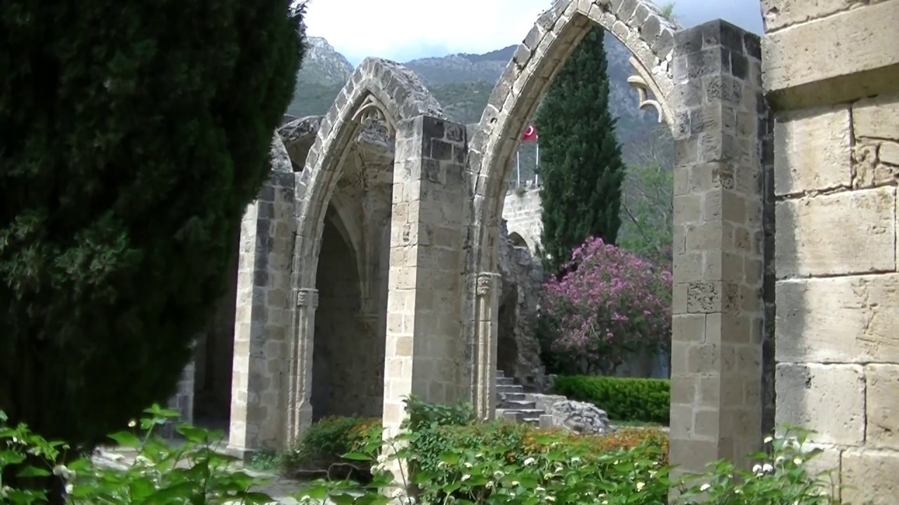 Cypr Północny - Belapais (Northern Cyprus - Belapais)