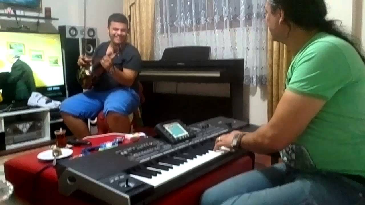 Ayhan Top&ccedil;u ve tepecikli barışın oğluyla takılmaca