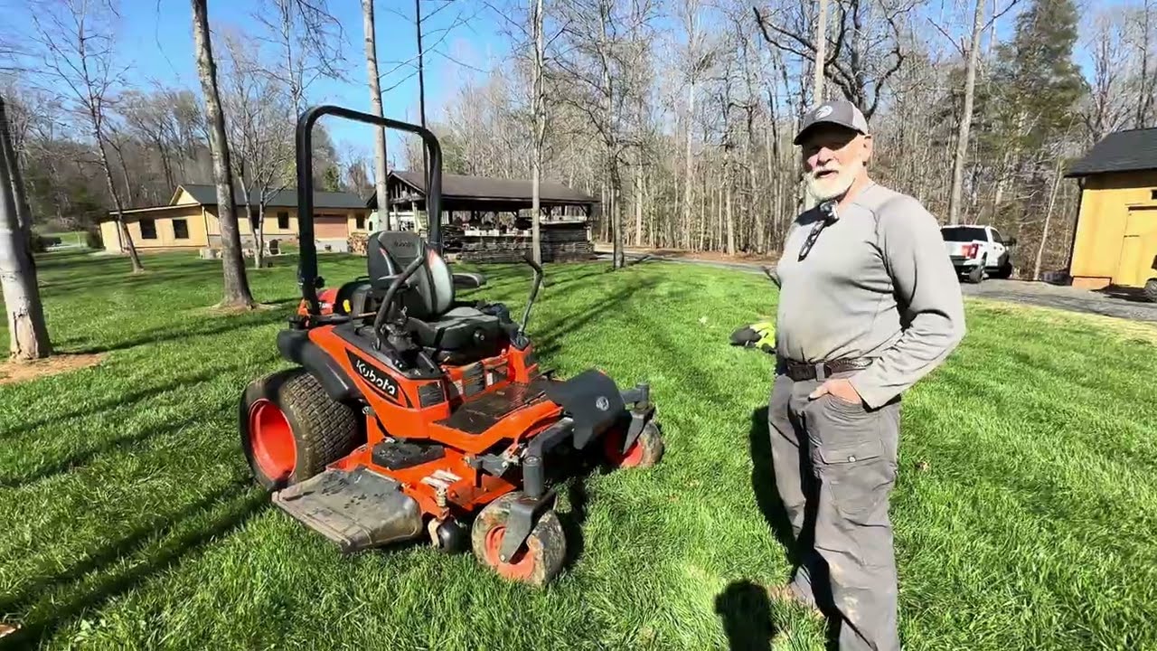 Kubota ZD-1211 Review - The Best Zero Turn Mower?