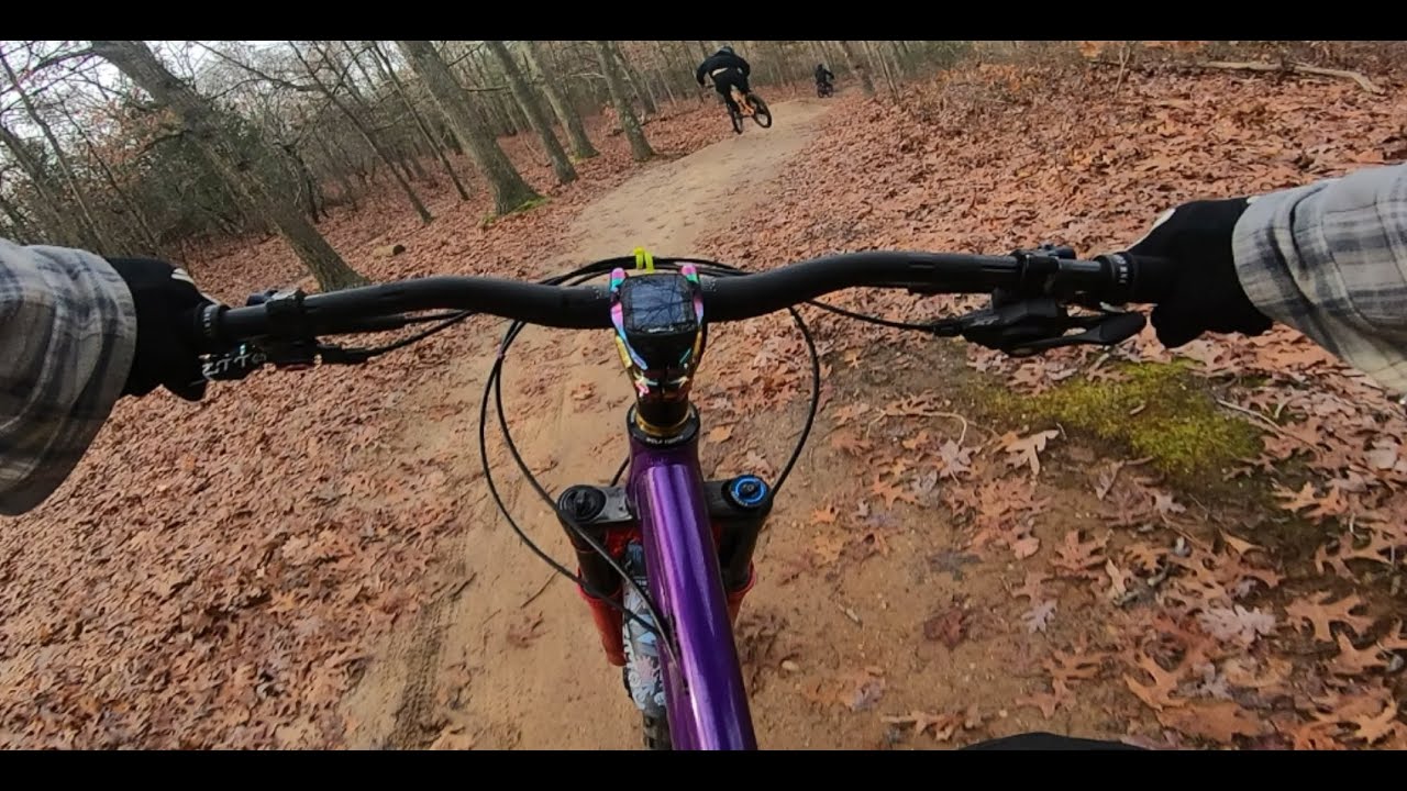 Bethpage State Park, Evil Friend loop. Beginner friendly jump line session.