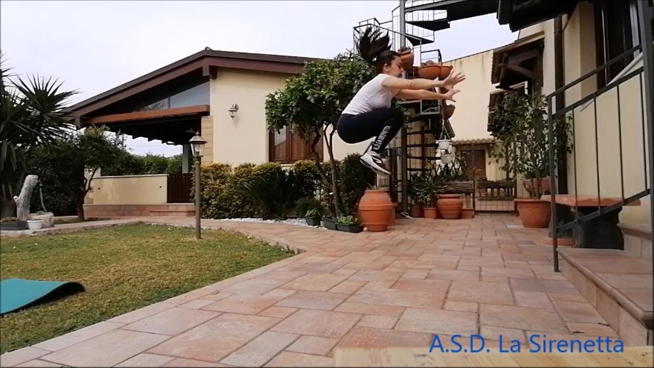 Ginnastica per bambini • Imparare i #salti di ginnastica artistica