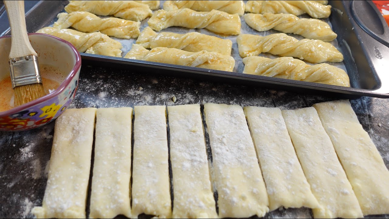 PIROSKE IZ RERNE PUNJENE SIROM! Ne trosite ulje za przenje - Zdrave piroske kakve jos niste probali!