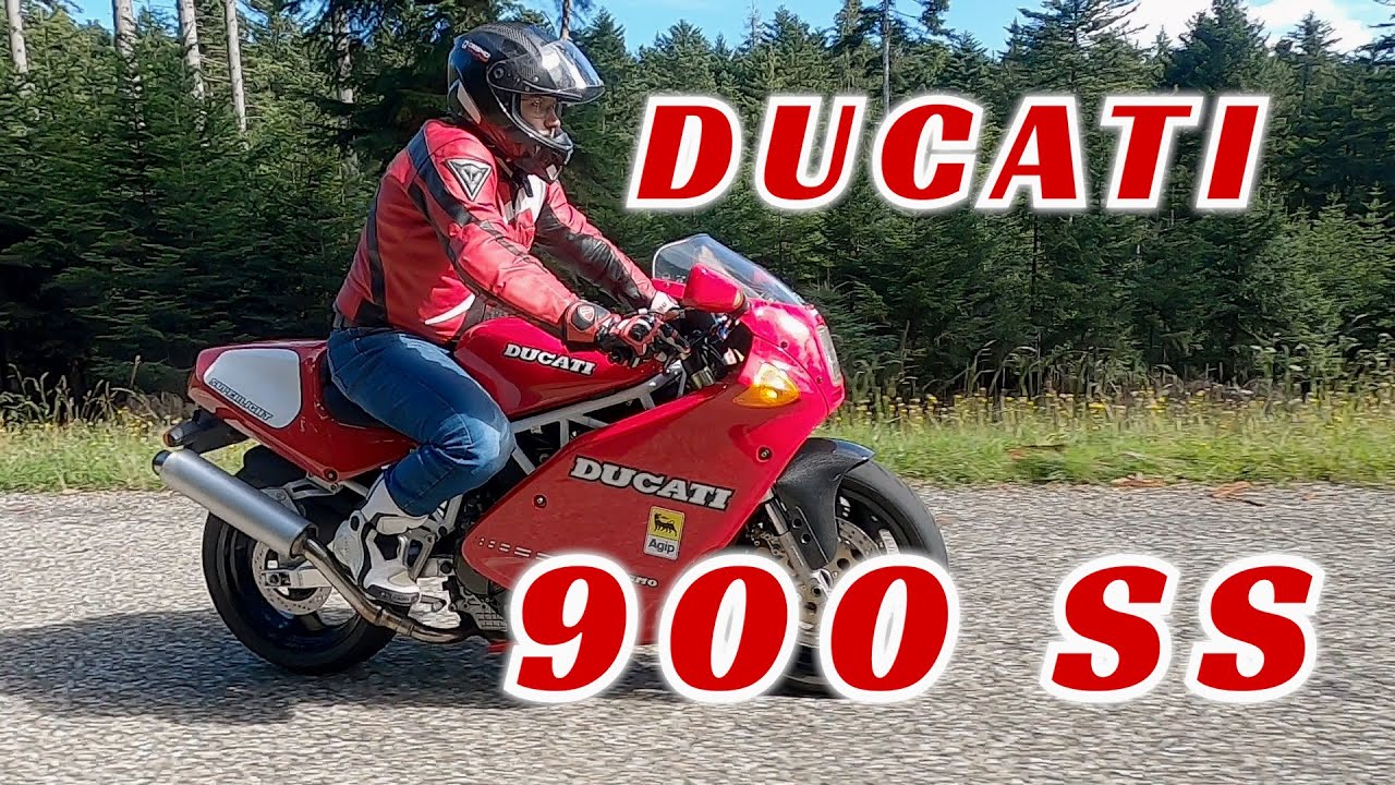 DUCATI 900 SS de 1992. La supersport, héritage du superbike des années 90 ! #ducati